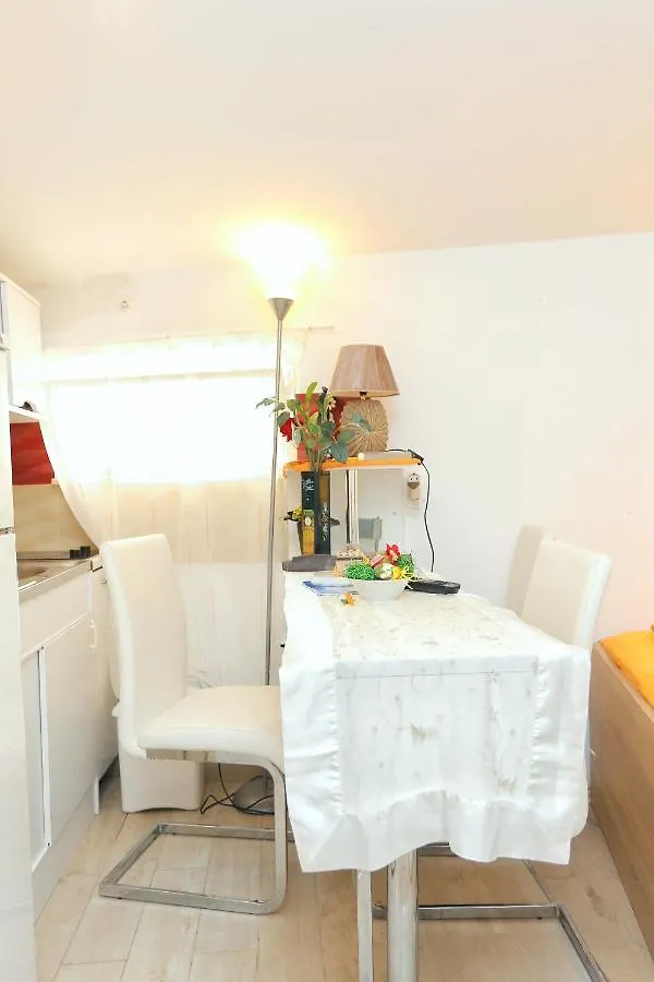Apartments With Wifi Split - 17172